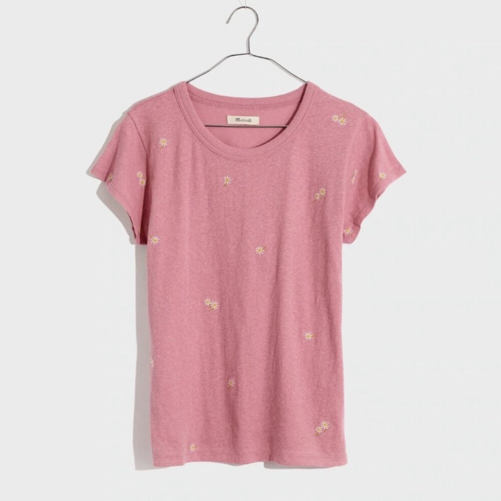 Madewell Women’s Short Sleeve T-Shirt with Daisy Embroidery, Pink Size Medium